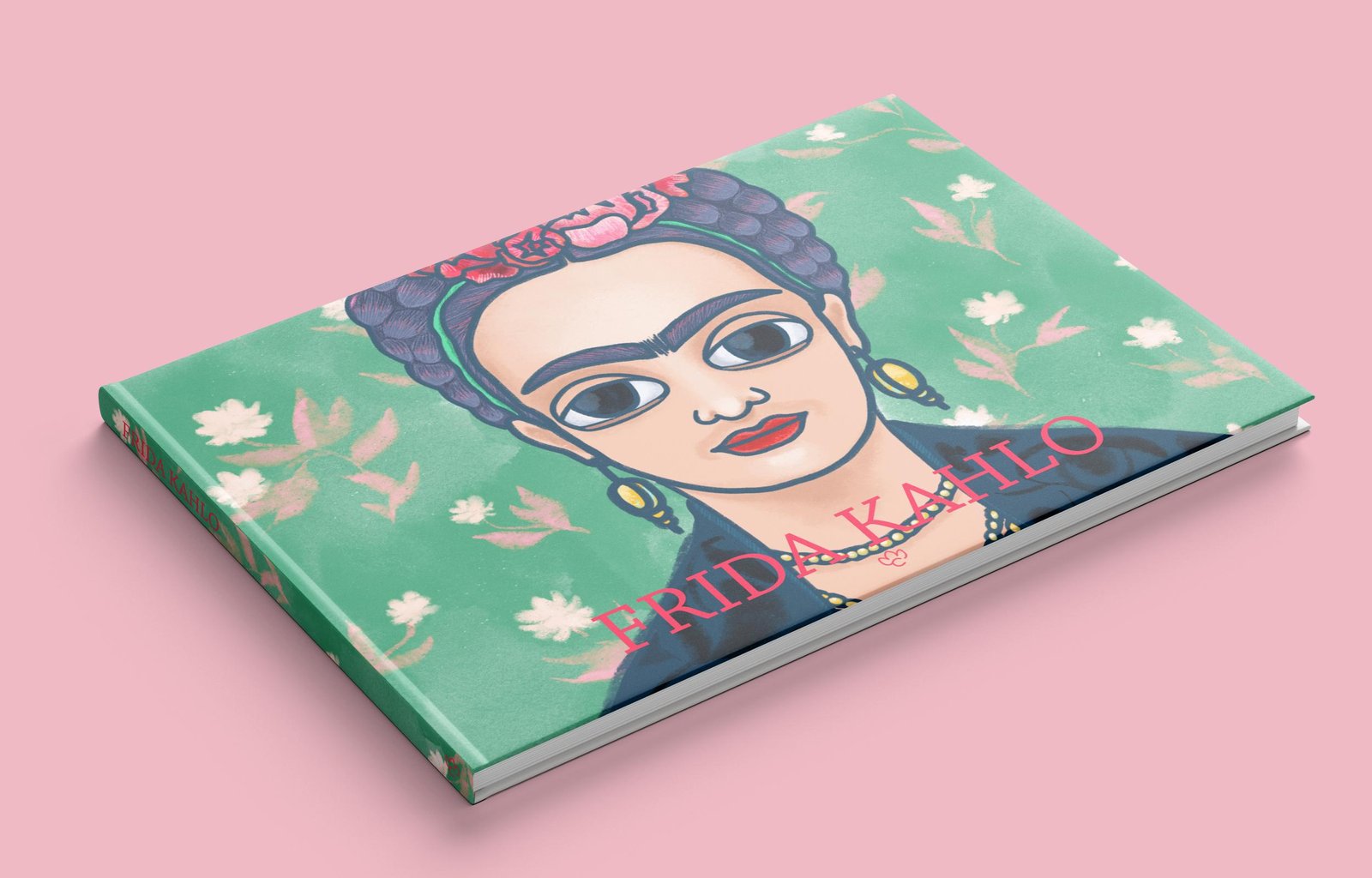Retrato ilustrado de Frida Kahlo con un enfoque infantil y estilizado. La ilustración combina elementos simbólicos como flores, animales y colores vivos, en un homenaje accesible para público joven.